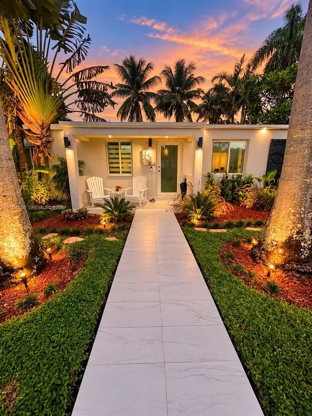 3-bedroom rental at 9755 SW 54th Street, Miami