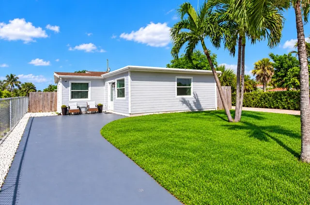 3-bedroom home at 238 SW 10th Avenue, Delray Beach