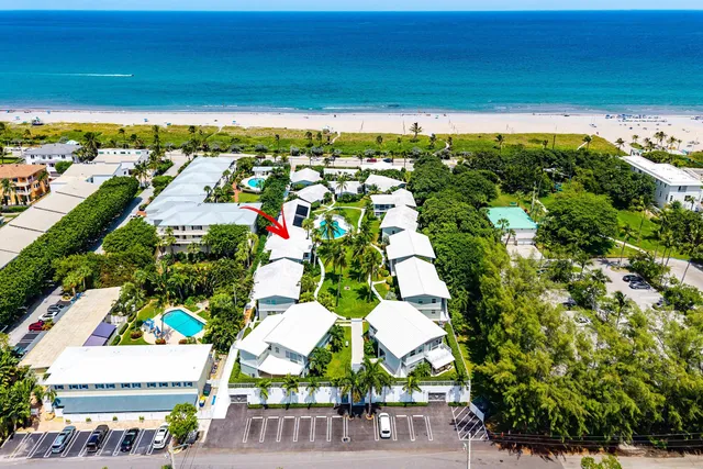 2-bedroom home at 320 S Ocean Boulevard #Lower C, Delray Beach