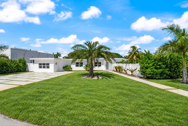 4-bedroom home at 209 NE 27th Drive, Wilton Manors