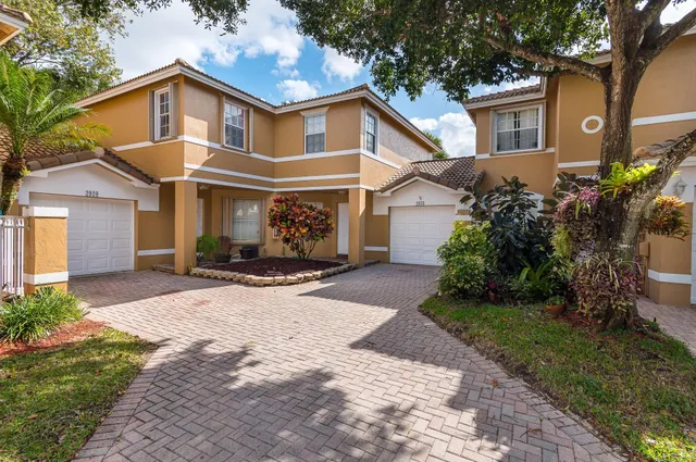 3-bedroom rental at 2916 NW 99th Terrace, Sunrise