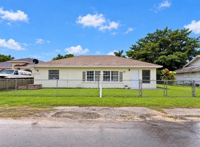 3-bedroom home at 722 NW 7th Avenue, Homestead