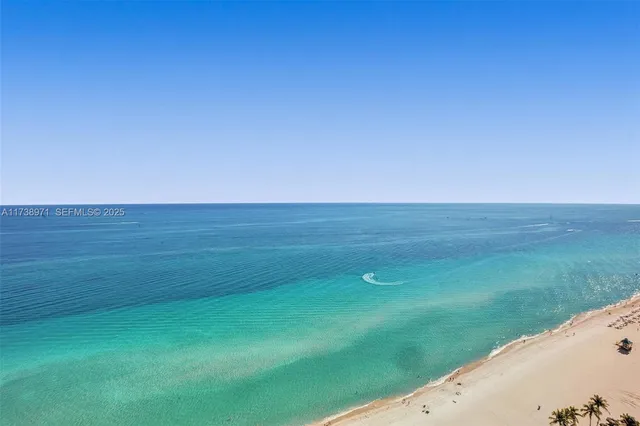 4-bedroom home at 18501 Collins Avenue #2704, Sunny Isles Beach