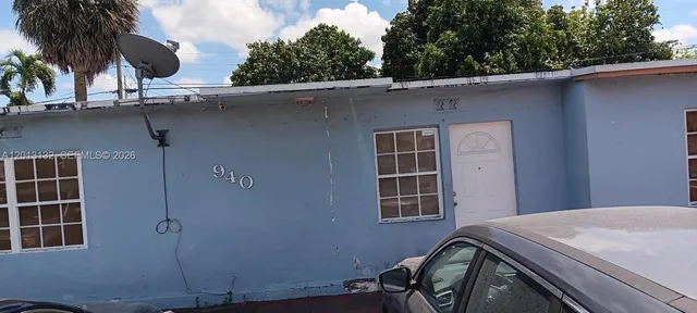 5-bedroom home at 940 E 9th Place, Hialeah