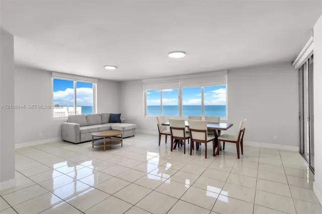 2-bedroom rental at 5401 Collins Avenue #919A, Miami Beach