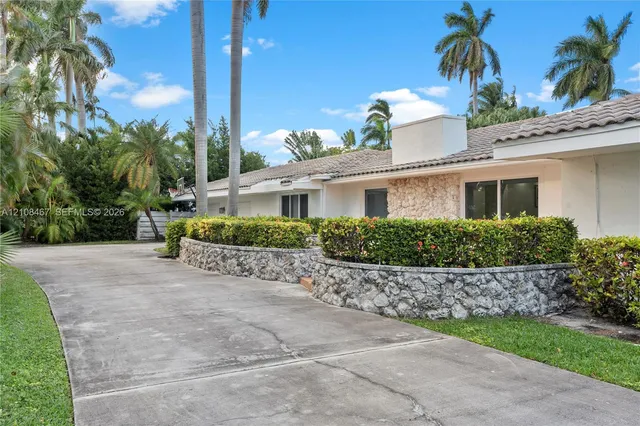 5-bedroom rental at 1247 Jackson Street, Hollywood
