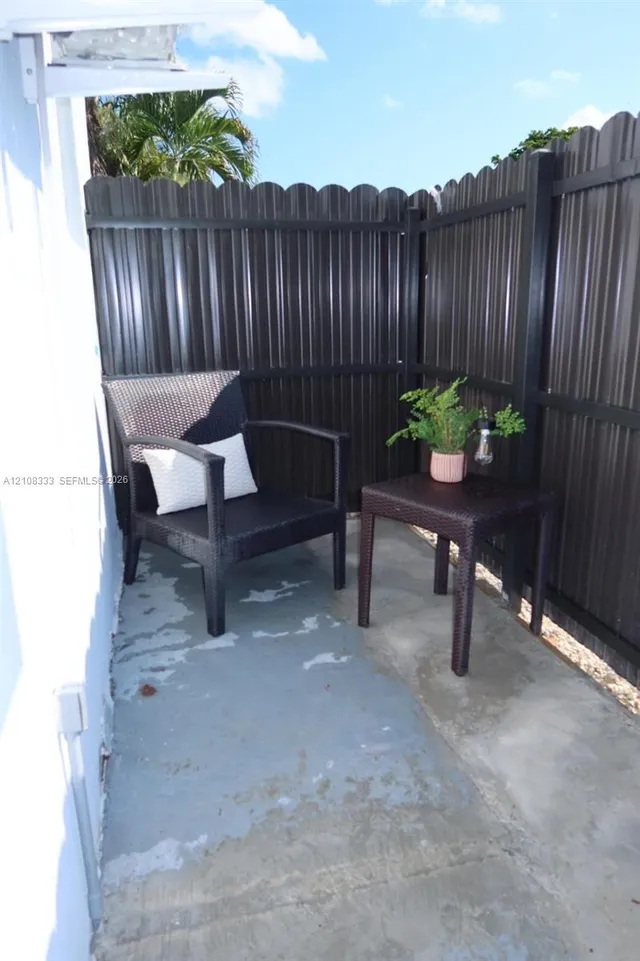 1-bedroom rental at 10450 SW 166th Terrace #0, Miami