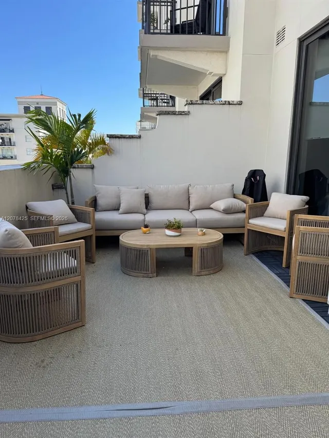 1-bedroom rental at 301 Altara Avenue #403, Coral Gables