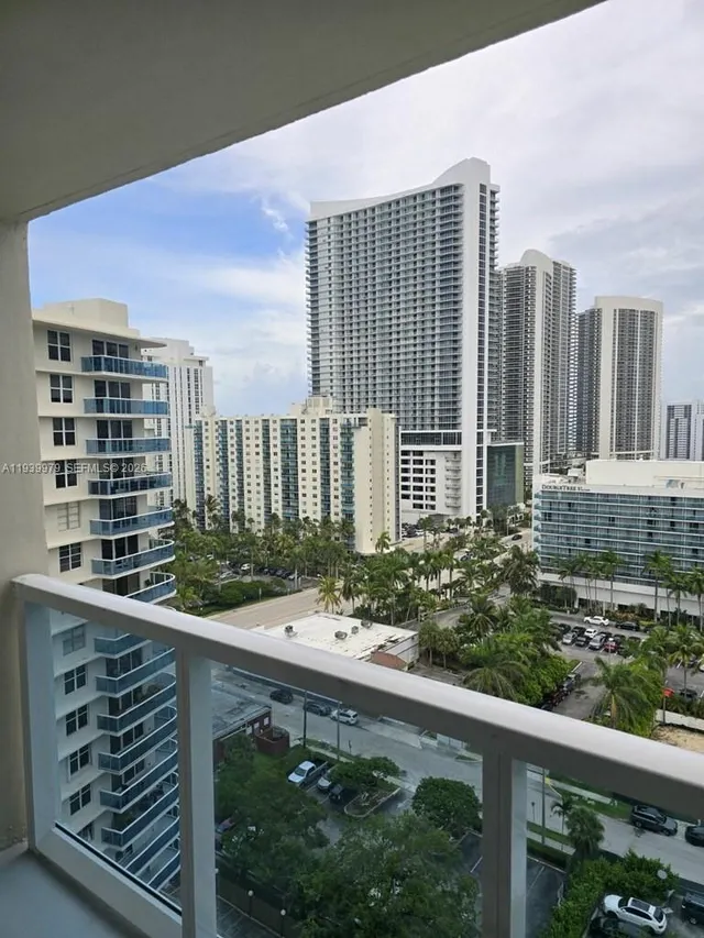 2-bedroom home at 3800 S Ocean Drive #1607, Hollywood