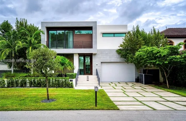 5-bedroom home at 311 SE 189th Street, Sunny Isles Beach
