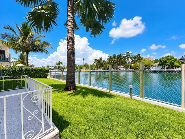 2-bedroom rental at 2045 Calais Drive #6, Miami Beach