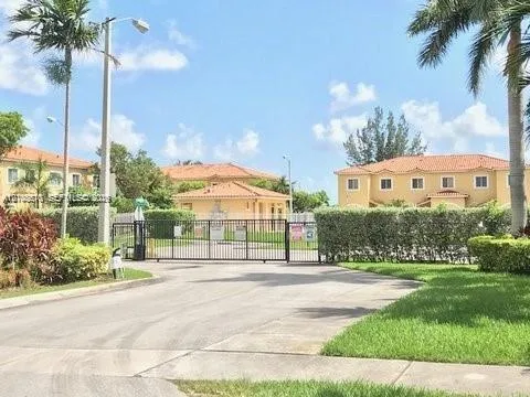 3-bedroom rental at 10841 SW 181st Lane, Miami