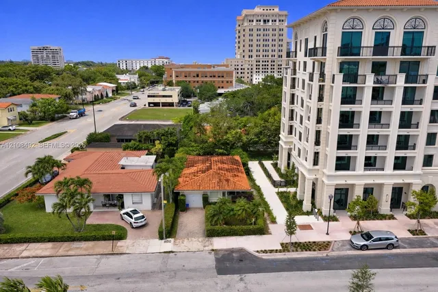 Commercial at 345 Malaga Avenue, Coral Gables